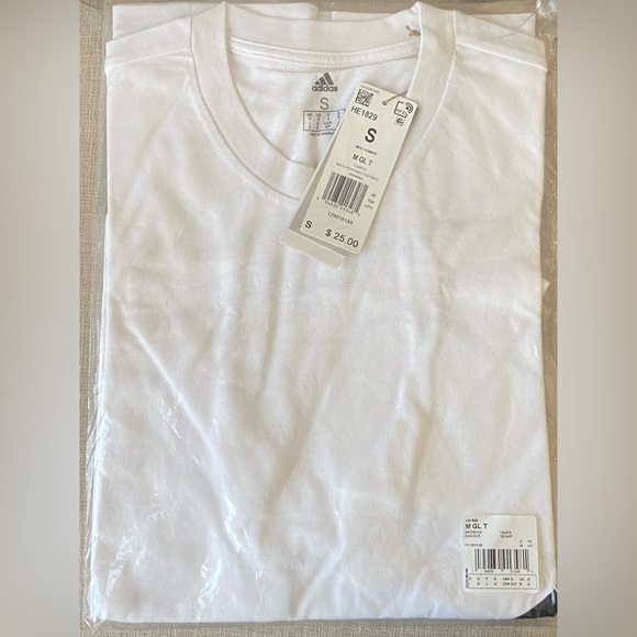 Men's adidas Essentials Giant Logo Tee White with Black logo *RUNS 1 SIZE LARGE* - Picture 6 of 14